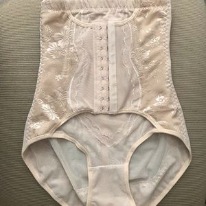 Tummy control garment